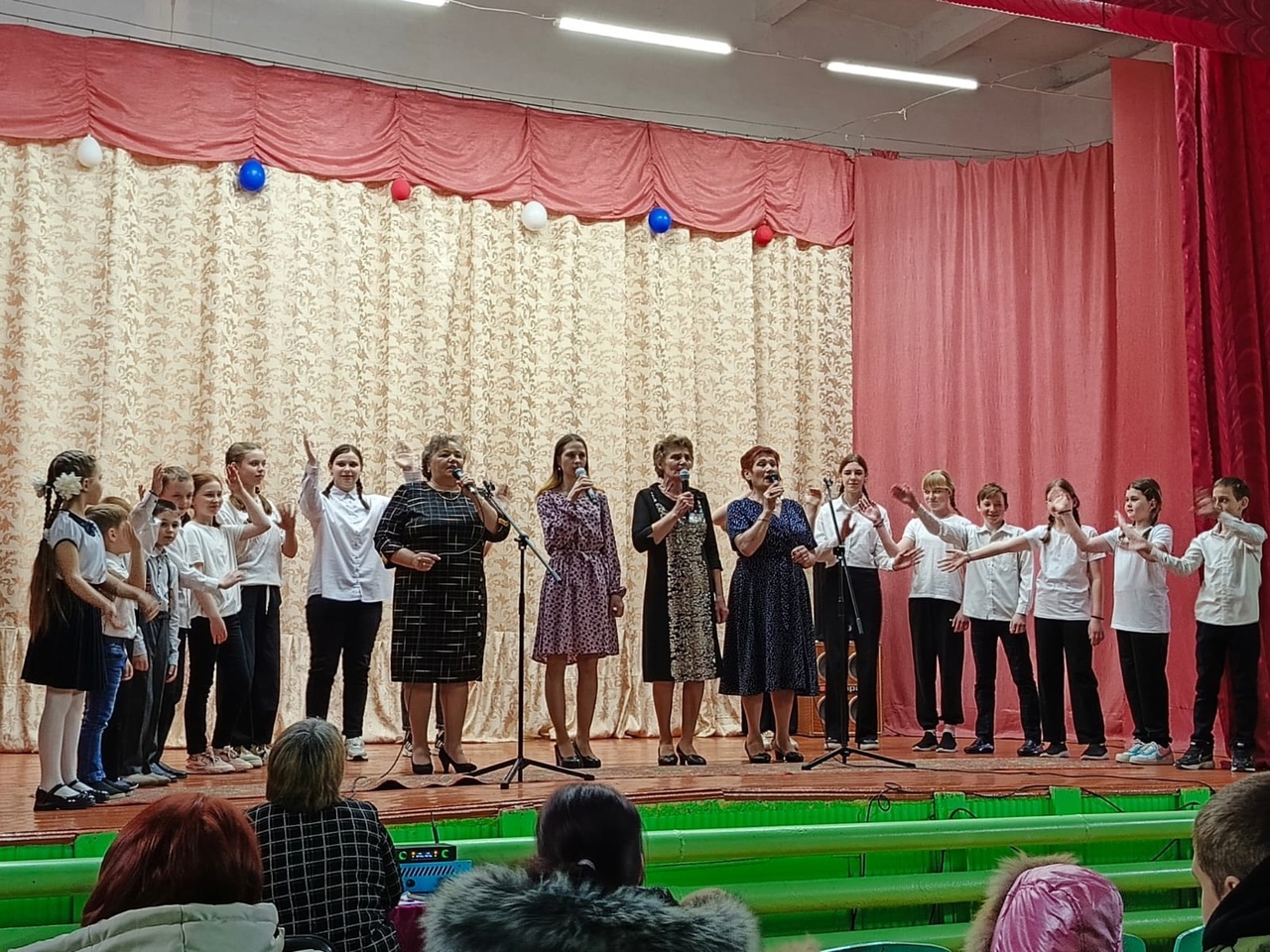 Праздничный концерт, посвященный &quot;Дню Защитника Отечества&quot;.